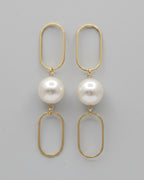 Statement Pearl Earring